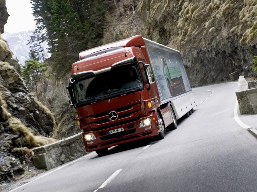  Mercedes-Benz Actros 1844 2009 года  (фото 6 из 14)